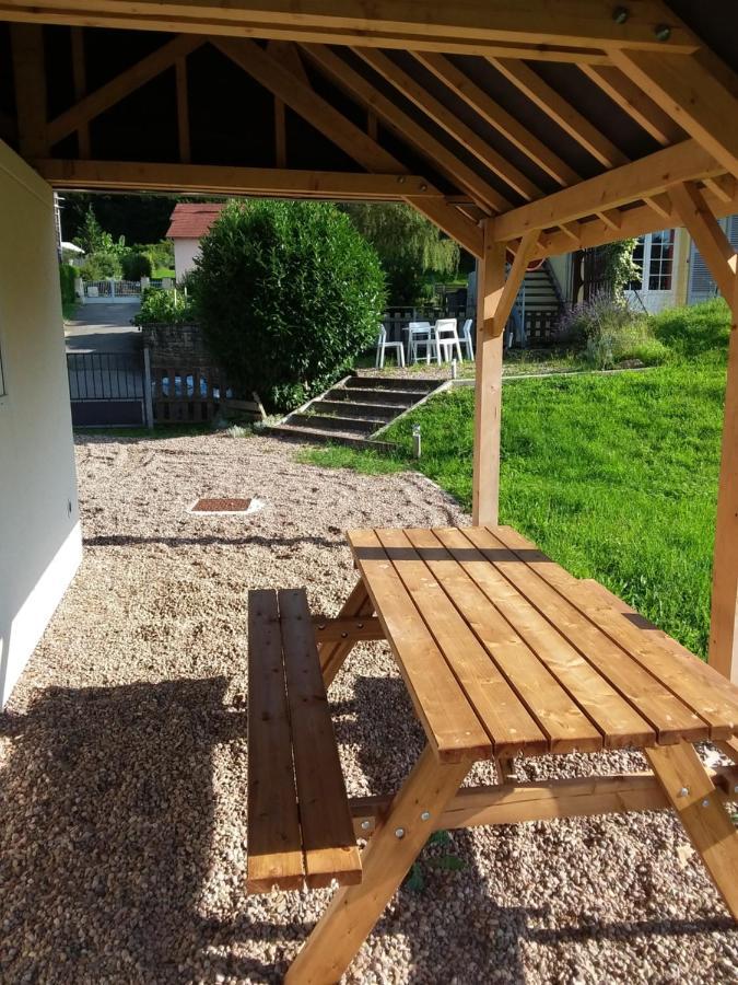 Appartement Lumineux, Calme Et Panoramique !! Pouligney-Lusans المظهر الخارجي الصورة